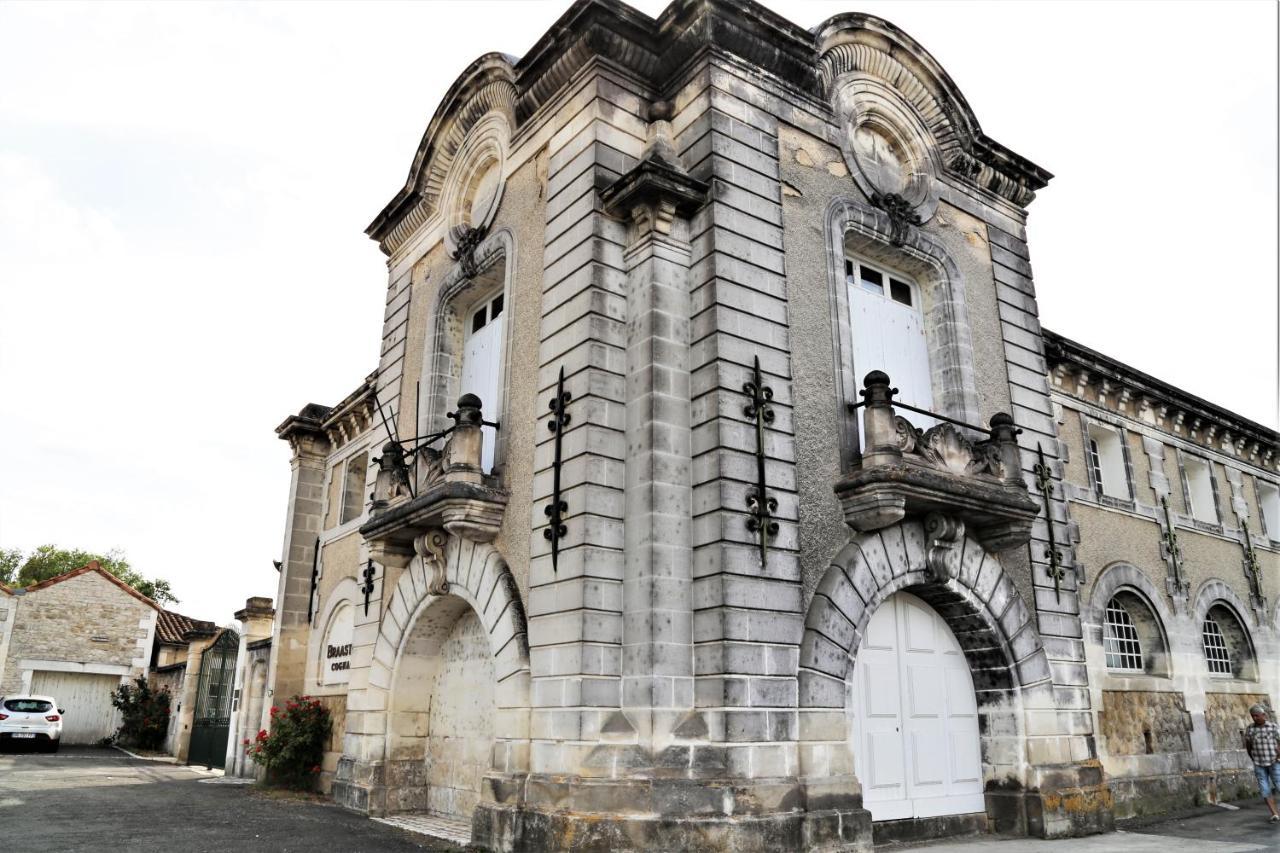 Gîte Le Bonheur Hiersac Exterior foto