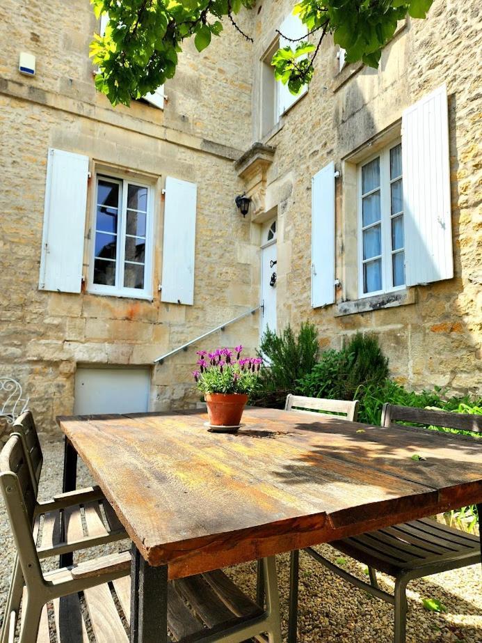 Gîte Le Bonheur Hiersac Exterior foto